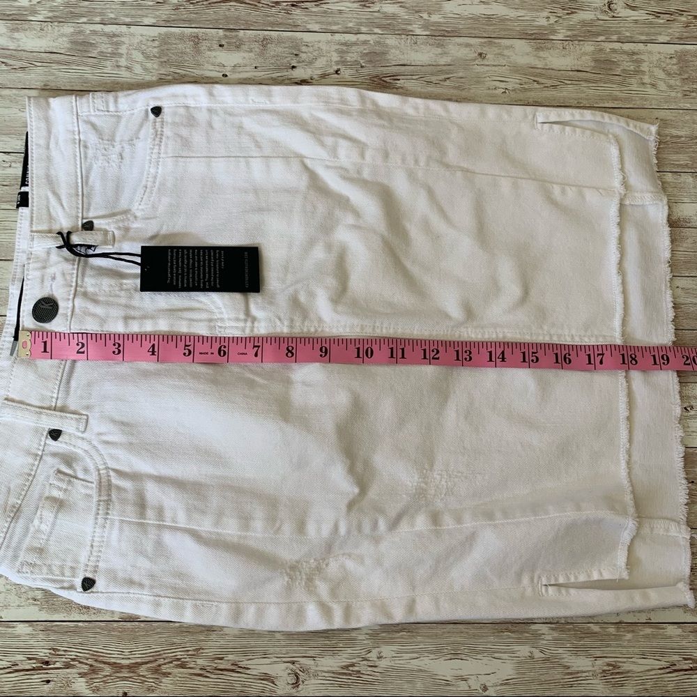 Kut From the Kloth Connie White Step Hem Skirt - Picture 10 of 11